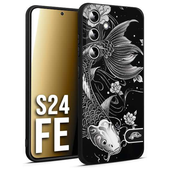 CUSTOMIZZA - Custodia cover nera morbida in tpu compatibile per Samsung S24 FE carpa koi black and white bianco a rilievo disegnato tattoo tatuaggio