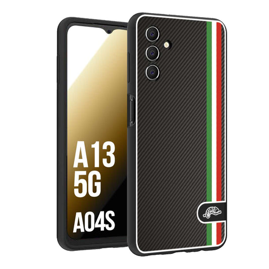 CUSTOMIZZA - Custodia cover nera morbida in tpu compatibile per Samsung A04S - A13 5G effetto fibra di carbonio bandiera Italia made in Italy