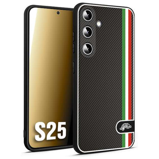 CUSTOMIZZA - Custodia cover nera morbida in tpu compatibile per Samsung S25 effetto fibra di carbonio bandiera Italia made in Italy