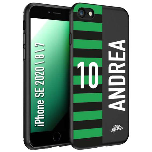 CUSTOMIZZA - Custodia cover nera morbida in tpu compatibile per iPhone 7 - 8 - SE 2020 / 2022 personalizzata calcio football nome e numero calciatori neroverde