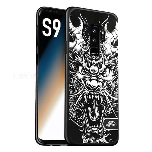 CUSTOMIZZA - Custodia cover nera morbida in tpu compatibile per Samsung S9 drago black and white bianco a rilievo disegnato tattoo tatuaggio