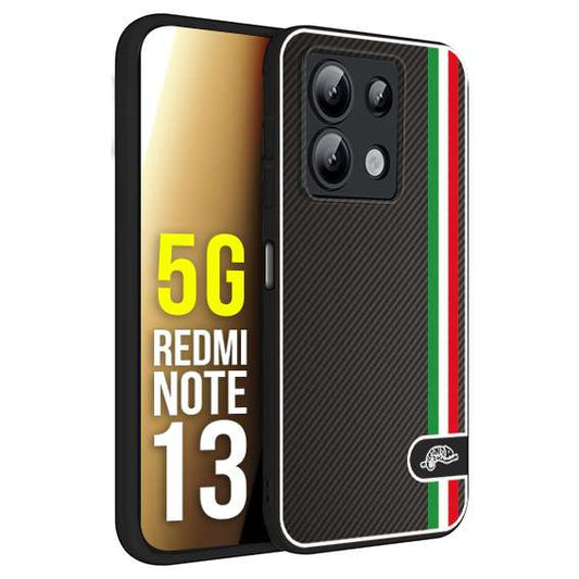 CUSTOMIZZA - Custodia cover nera morbida in tpu compatibile per Xiaomi Redmi Note 13 5G effetto fibra di carbonio bandiera Italia made in Italy