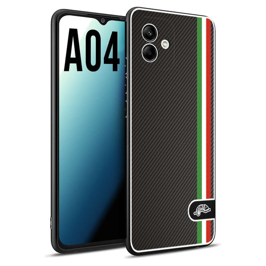CUSTOMIZZA - Custodia cover nera morbida in tpu compatibile per Samsung A04 effetto fibra di carbonio bandiera Italia made in Italy